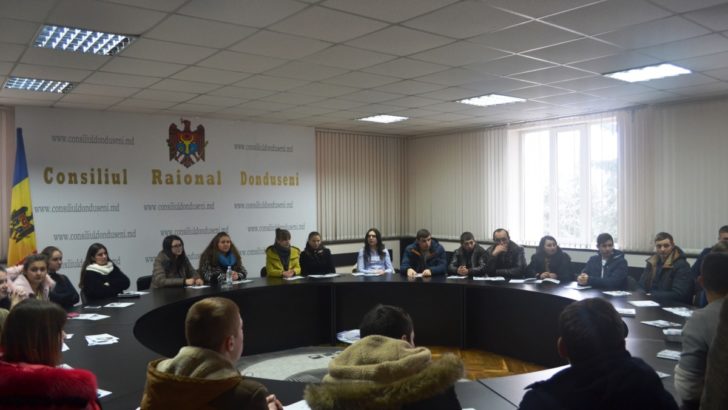 Finalizarea cursurilor de instruire în cadrul PNAET în satele Corbu şi Ţaul, raionul Donduşeni